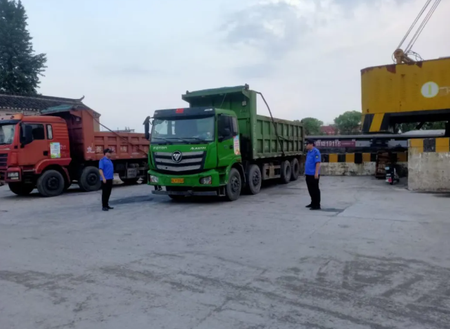 利港街道：嚴守運輸全鏈條，利港“藍盾”筑屏障